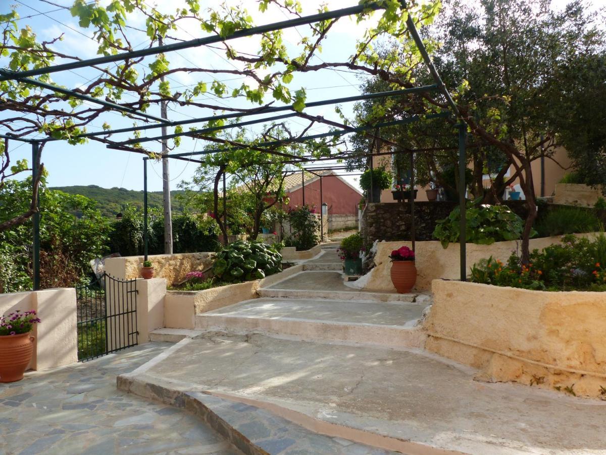 Villa Dali'S House Sokrákion Exterior foto